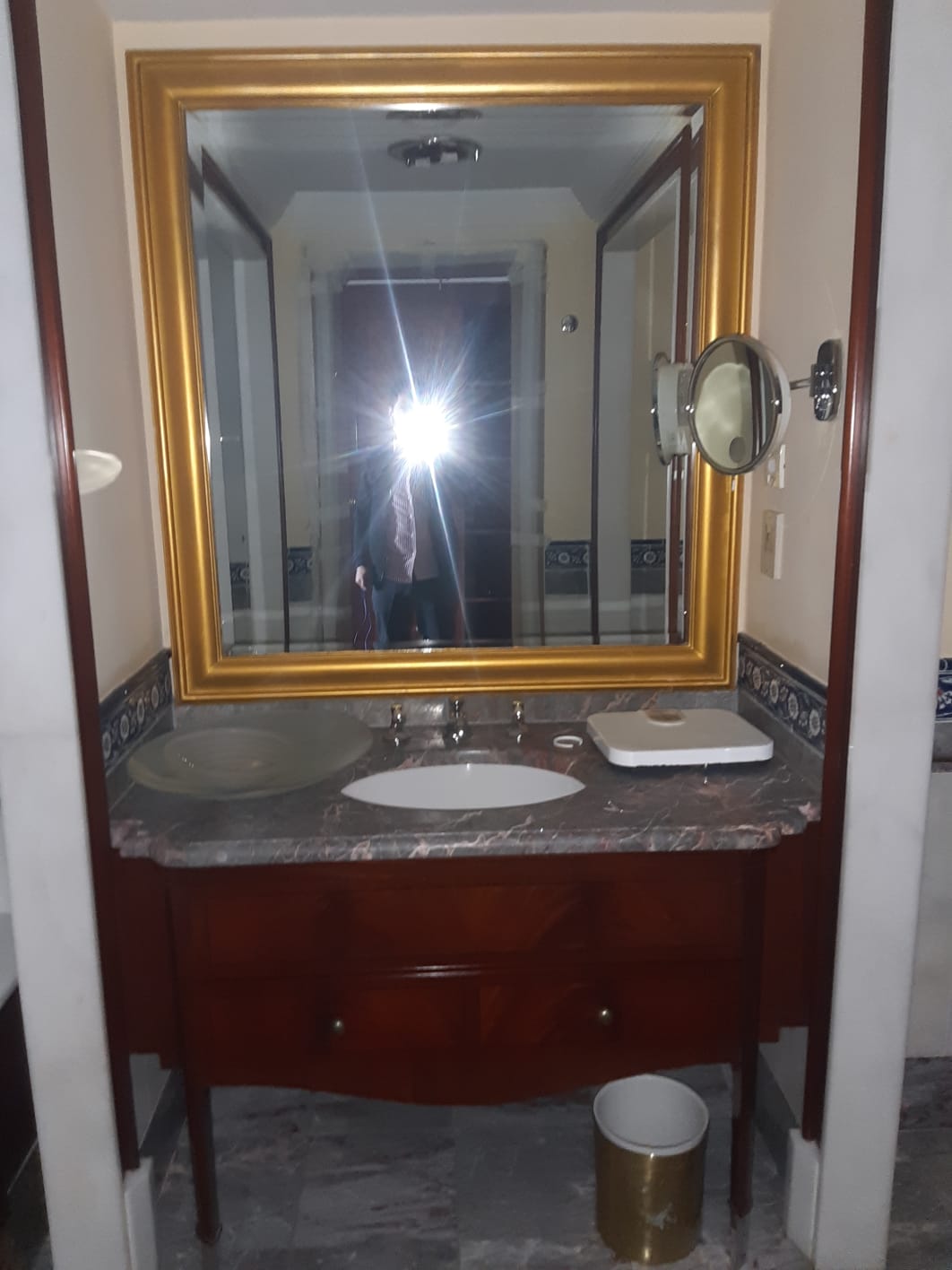 Otel banyo ekipmanı